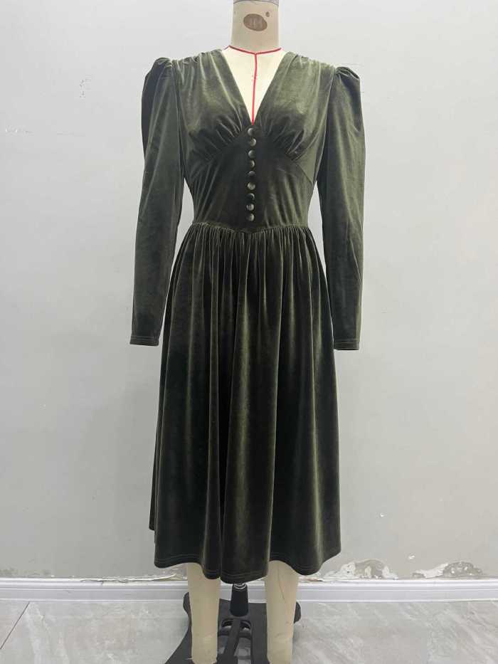 Vintage Velvet V-Neck Dress – Loose Long Sleeve Autumn Style with Button Details ✨🍂