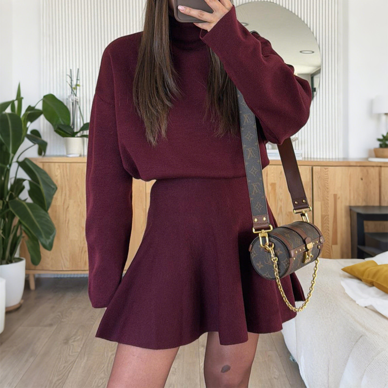 Autumn New Round Neck Loose Waist A-Line Sweater Dress for Women, Fashionable Slim Fit Casual Solid Color Knitted Dress