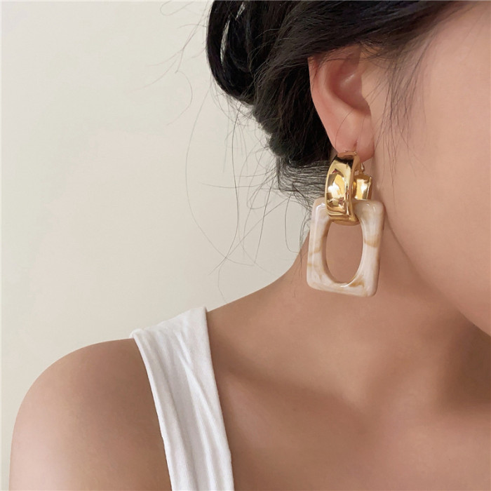 ✨ French Cool Geometric Acrylic Earrings | Beige Hollow Rectangle Retro Style