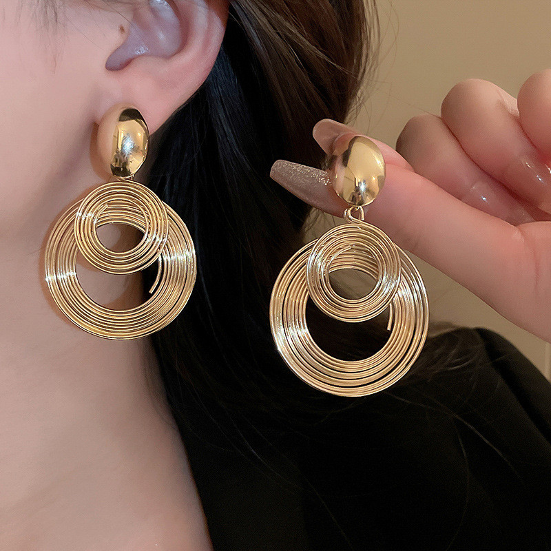 Multi-Layer Geometric Circle Coil Earrings ✨ Bold Gold Drop Design for Modern Chic Women
