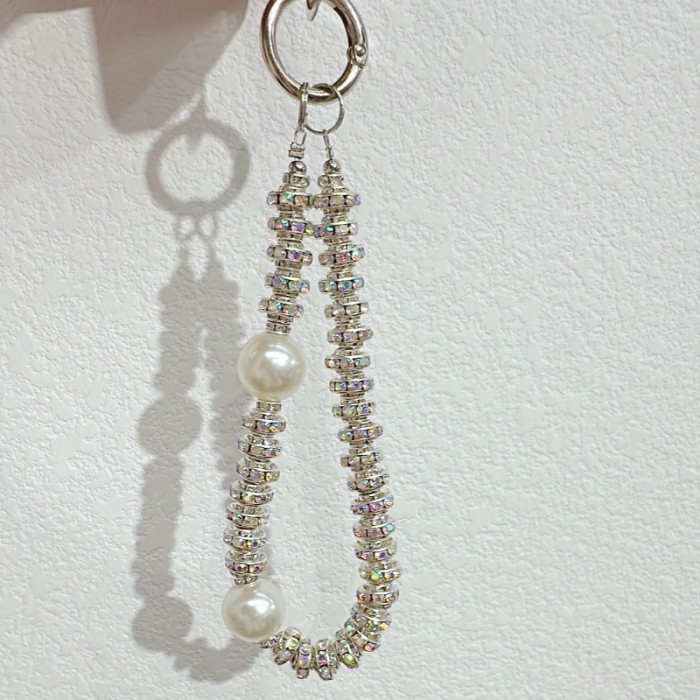 Crystal Handmade Beaded Keychain Phone Lanyard Chain Wrist Short Hanging Rope Rhinestone Bow Bag Pendant Keychain Women Fashion