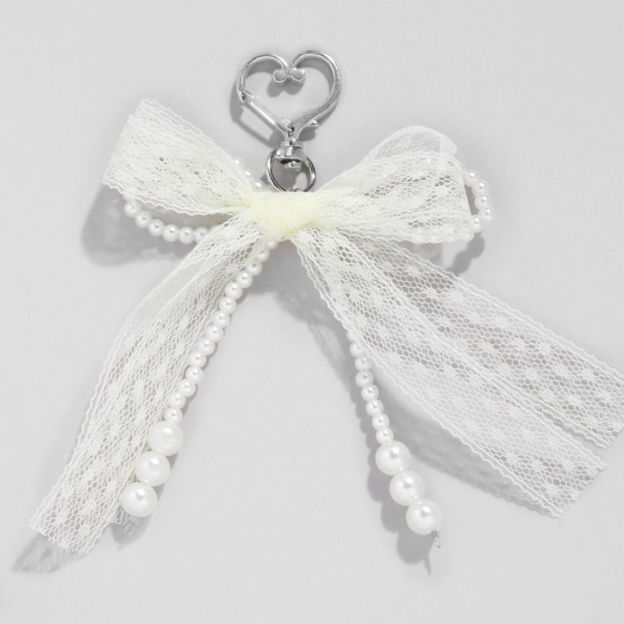 Pearl Bow Backpack Key Ring Pendant Bag Y2K Delicate Beaded Bag Charm Chain Bag Strap for Crossbody Cute Accessory for Women