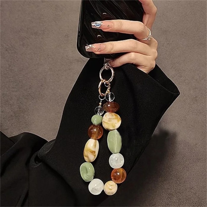 New Korea Retro Alien Beaded Bracelet Phone Strap Charm Chain Knot Cellphone Lanyard Keychain Bag Earphones Pendant Accessories