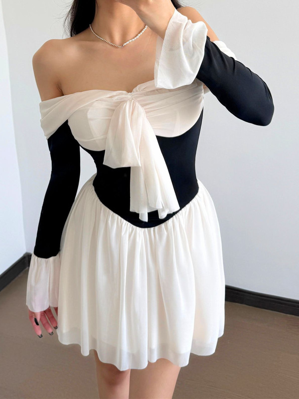 Elegant Strapless Backless Sexy Mini Dress For Women New Off-shoulder Mini Flare Sleeve Pleated Club Party Dress