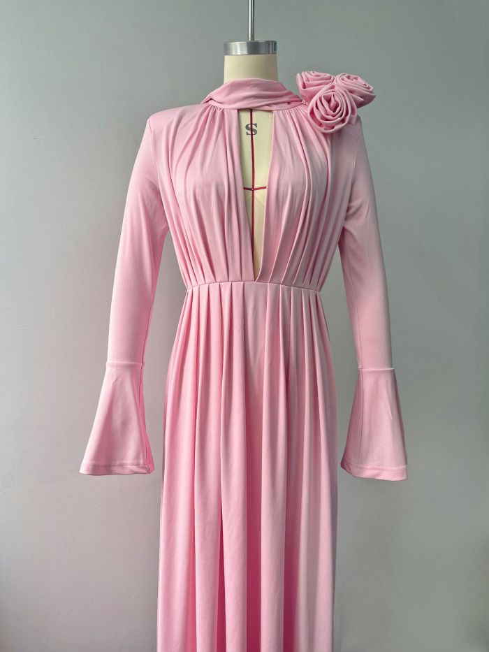 🌸 Retro 3D Flower Halter Maxi Dress | Women's Hollow-Out Bell Sleeve Gown ✨