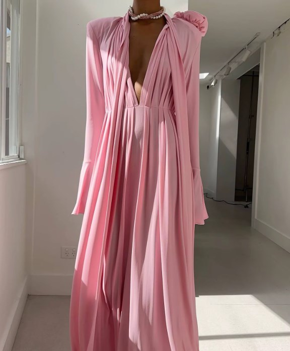 🌸 Retro 3D Flower Halter Maxi Dress | Women's Hollow-Out Bell Sleeve Gown ✨