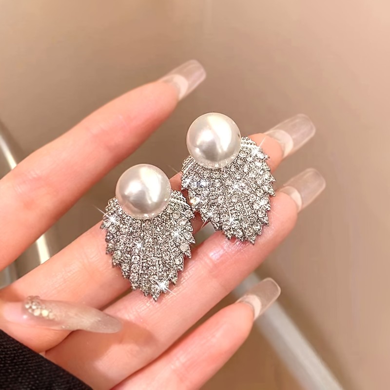 Chic Geometric Bead Stud Earrings for Women - Vintage & Minimalist Design - Alloy with Copper Posts - Perfect for Casual Attire or Parties - Novelty Earrings