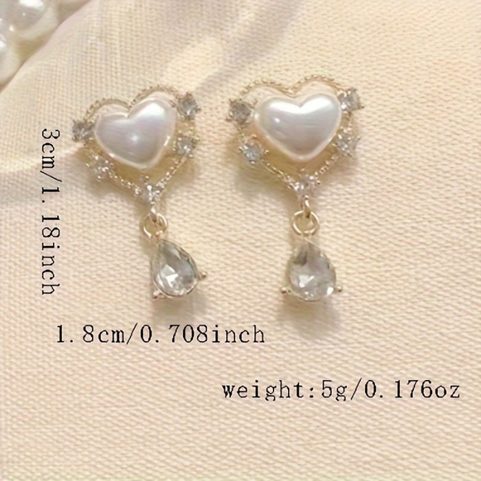 Vintage Court-Style Hollow Heart Pearl Earrings ✨