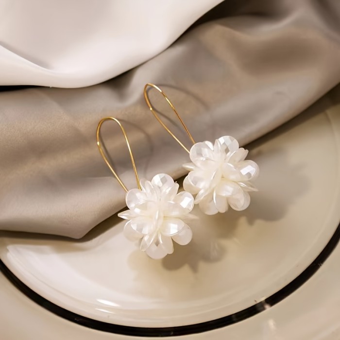 Exaggerated Long Floral Ball White Petal Ear Clips ✨