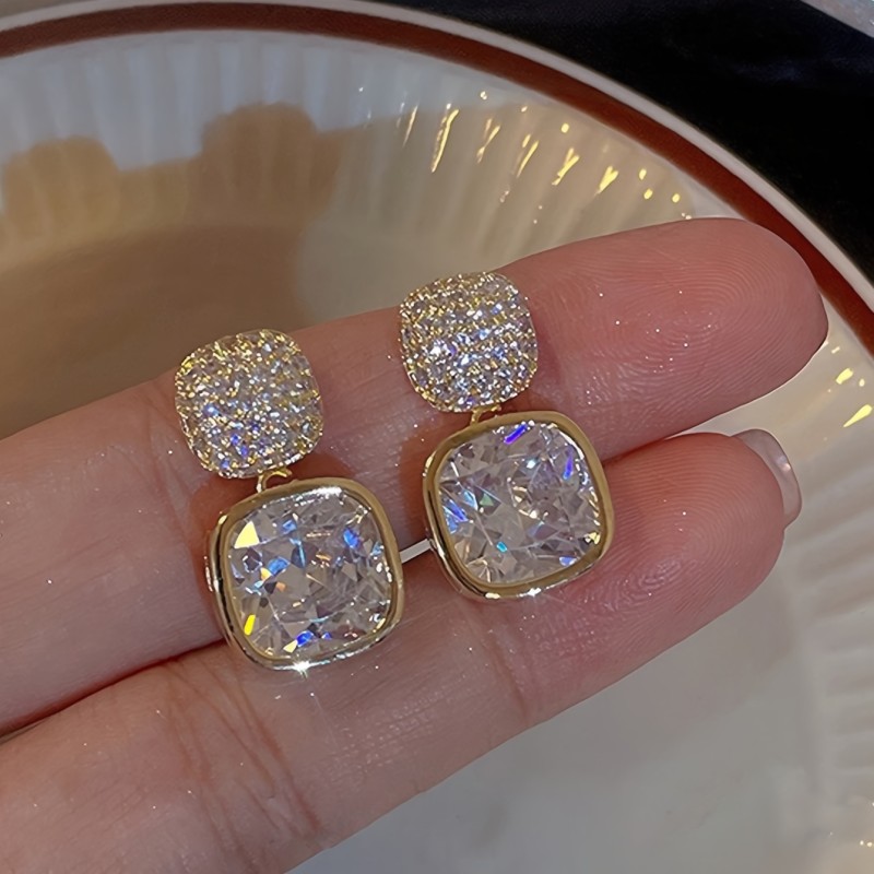 1 Pair Luxury Rhinestone Drop Earrings For Women, Bling Bling Elegant Style Zinc Alloy Dangle Earrings, Vintage Style, Fashion Accessory