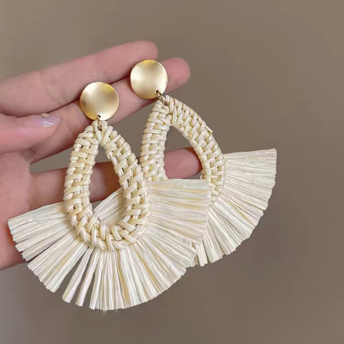 Elegant French Floral Dangle Earrings ✨