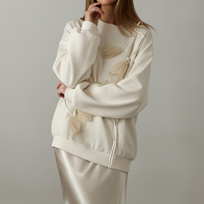 High-End 3D Embroidered Solid Color Pullover Sweatshirt ✨