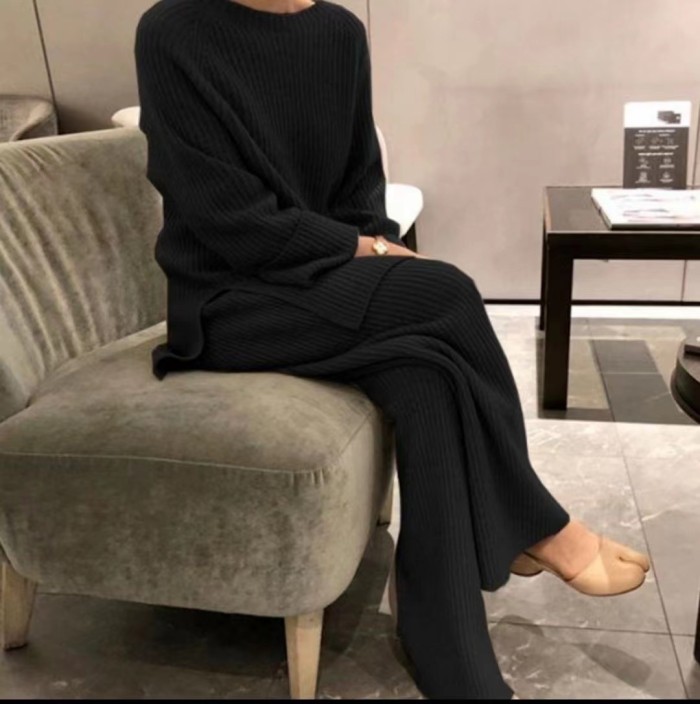 Fashion Ribbing Texture Round Neck Solid Color Two-piece Suit