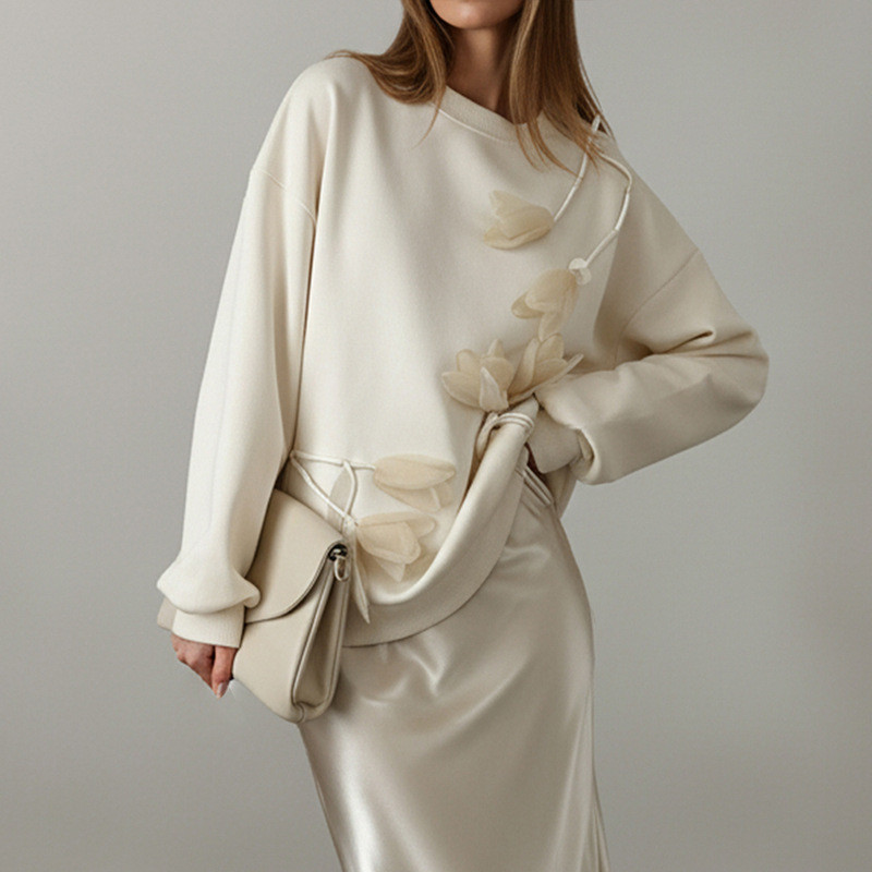 High-End 3D Embroidered Solid Color Pullover Sweatshirt ✨