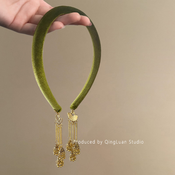 ✨ Retro Velvet Fringed Hairband ✨