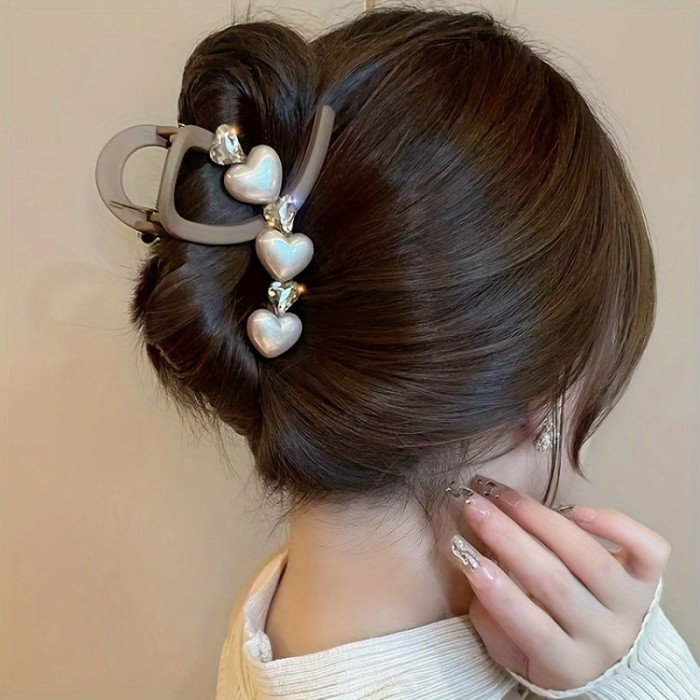 Elegant Vintage Heart Pearl & Rhinestone Hair Clip ✨