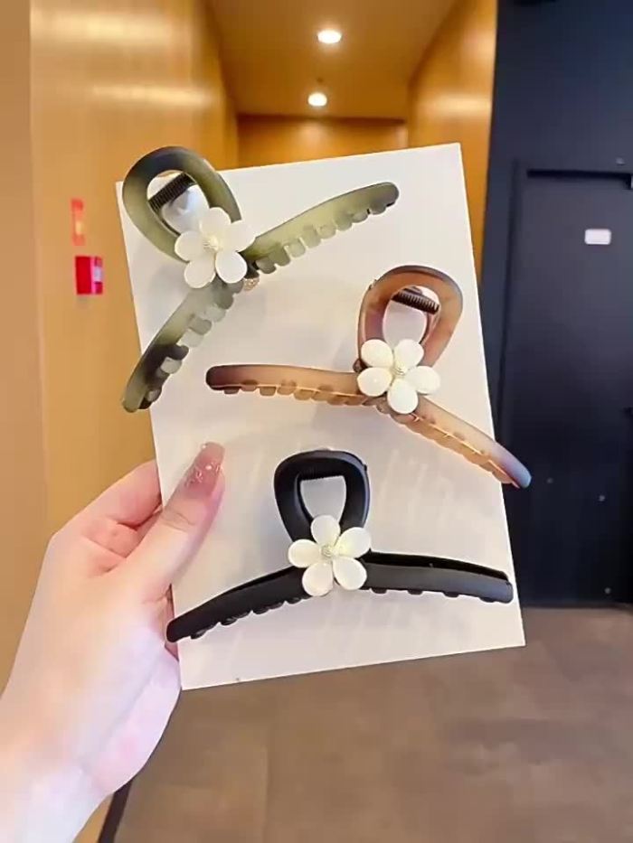 ✨ Crystal Flower Shark Claw Ponytail Hair Clip ✨