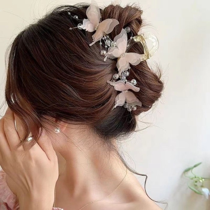 Elegant Butterfly & Pearl Hairpin ✨
