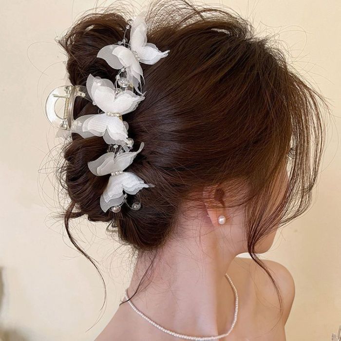 Elegant Butterfly & Pearl Hairpin ✨