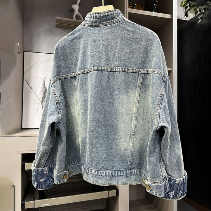 ✨ Vintage Embroidered Denim Jacket ✨