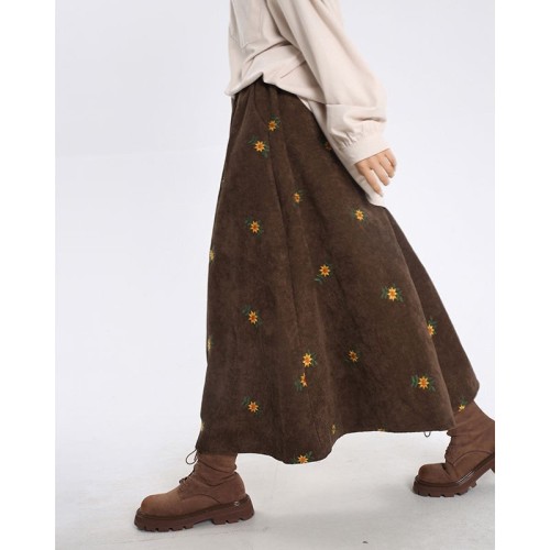✨ Retro Brown Corduroy Embroidered Skirt ✨