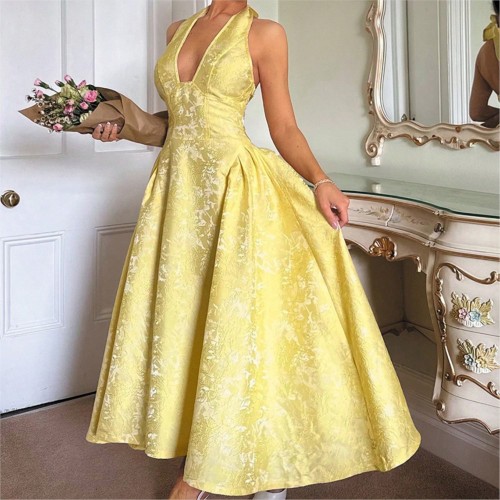 ✨Retro 3D Embossed V-Neck Halter Backless Long Dress✨