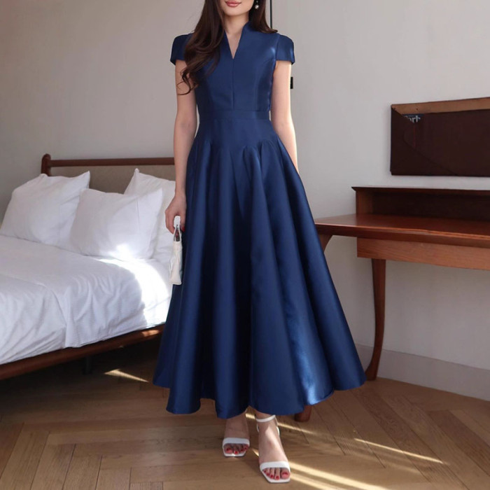 ✨Elegant V-Neck Pleated A-Line Maxi Dress✨