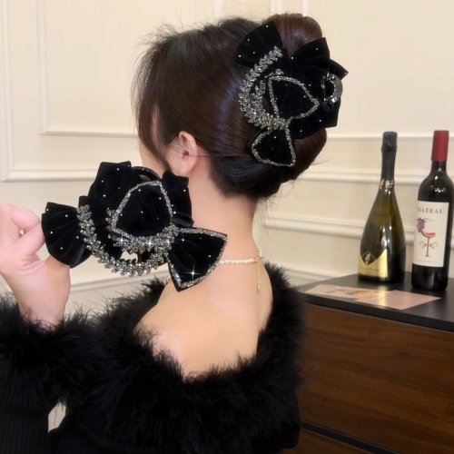 ✨Elegant Retro Large Rhinestone Bow Hair Clip✨