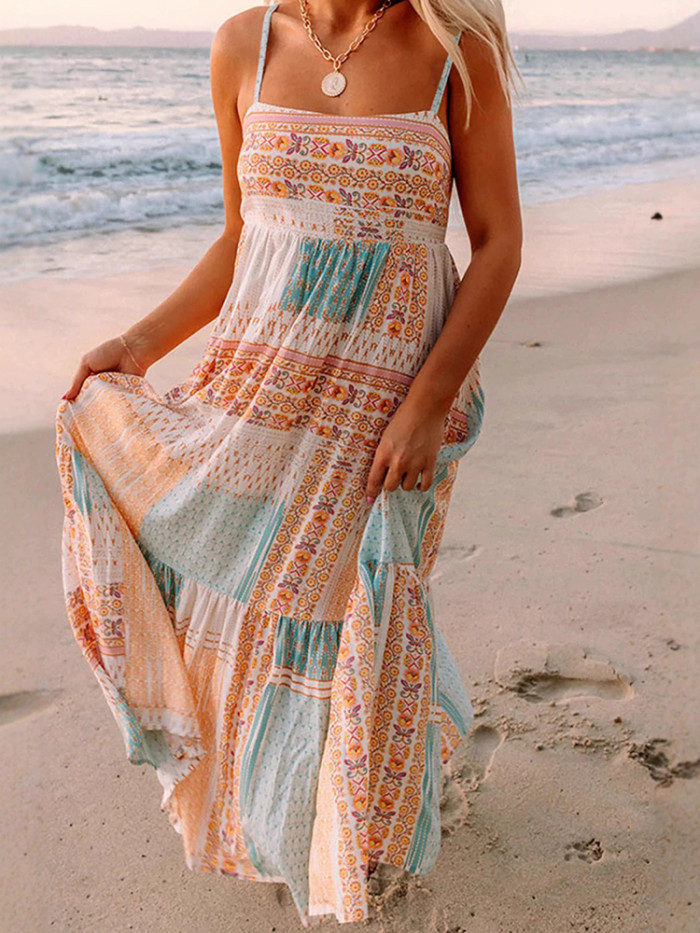 ✨Halter Printed Backless Pleated Maxi Dress✨