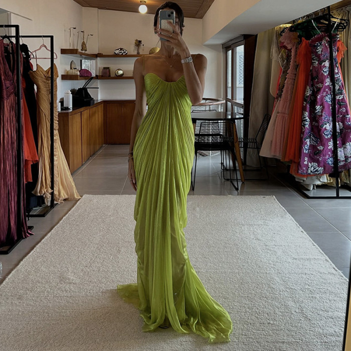 ✨Solid Halter Backless Pleated Chiffon Evening Dress✨