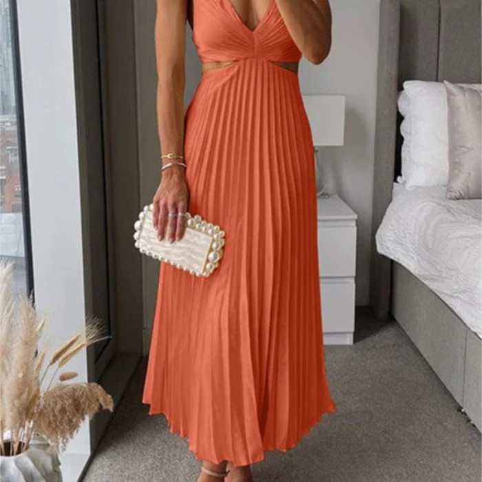 ✨Elegant V-neck Hollow Out Backless Pleated Maxi Dress✨