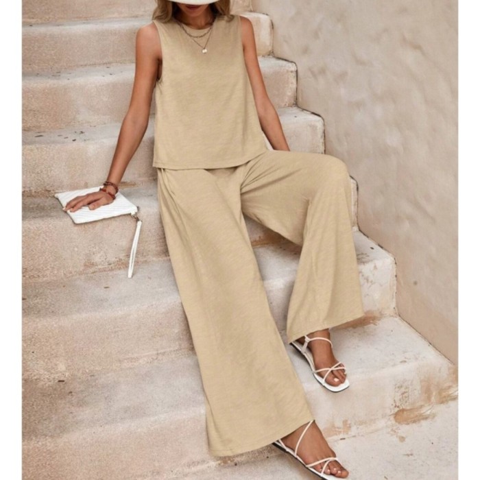 ✨ Sleeveless Solid Color Casual Two-Piece Set ✨