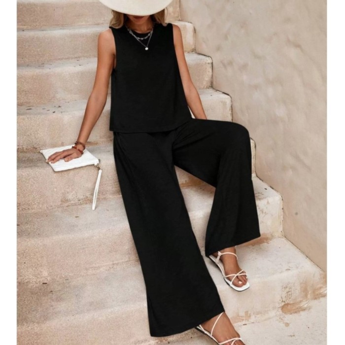 ✨ Sleeveless Solid Color Casual Two-Piece Set ✨