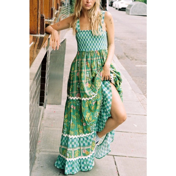 ✨Floral Print Backless Ruffle Boho Long Dress✨