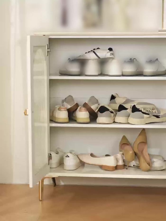 ✨Home & Dorm 10-Grid Vertical Stripe Golden Ring Shoe Rack🏠