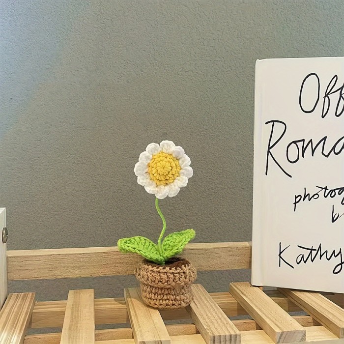 1pc Hand-Knitted Artificial Simulation Potted Plant, Crocheted Yarn Artificial Flower Decoration, Suitable for Mother's Day, Anniversaries, Birthdays, Valentine's Day Gifts, and as a Home or Office Desk Decoration for Mom, Friends, or Girlfriend