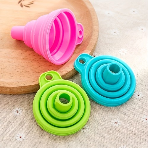 ✨Home & Kitchen Collapsible Mini Portable Funnel🥣