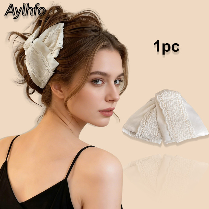 1pc AYLHFO Spring New Style White Embroidered Lace Trim Triangle Acrylic Hair Claw Clip, Women's Vintage Elegant White Lace Fabric Triangle Hair Clamp, Large Non-Slip Shark Clip, Suitable for Daily and Holiday Party Wear