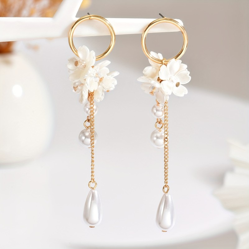 1 Pair of Elegant Floral Series Women'S Earrings Fashion Elegant Temperament Imitation Pearl Water Drop 5-Petal Small Flower Tassel Long Earrings Niche Exquisite Versatile Earrings