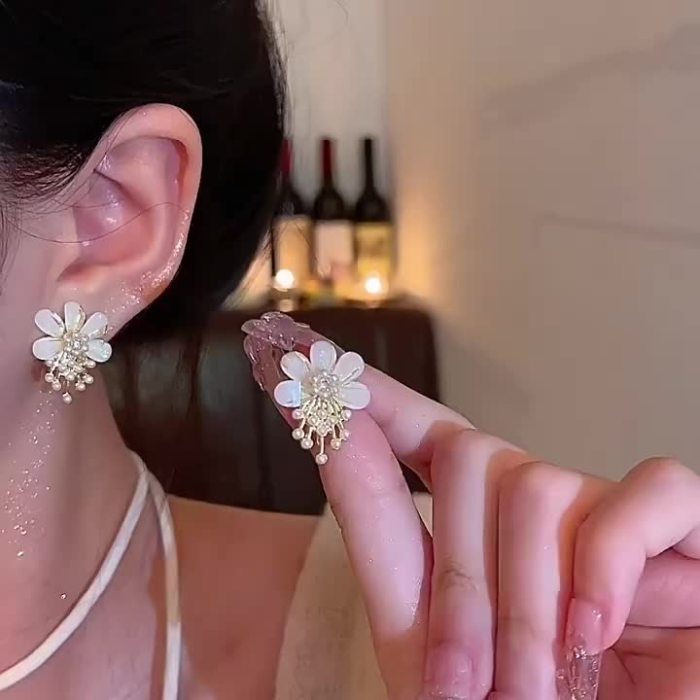 ✨Daily & Banquet French Elegant Flower Drop Earrings🌸
