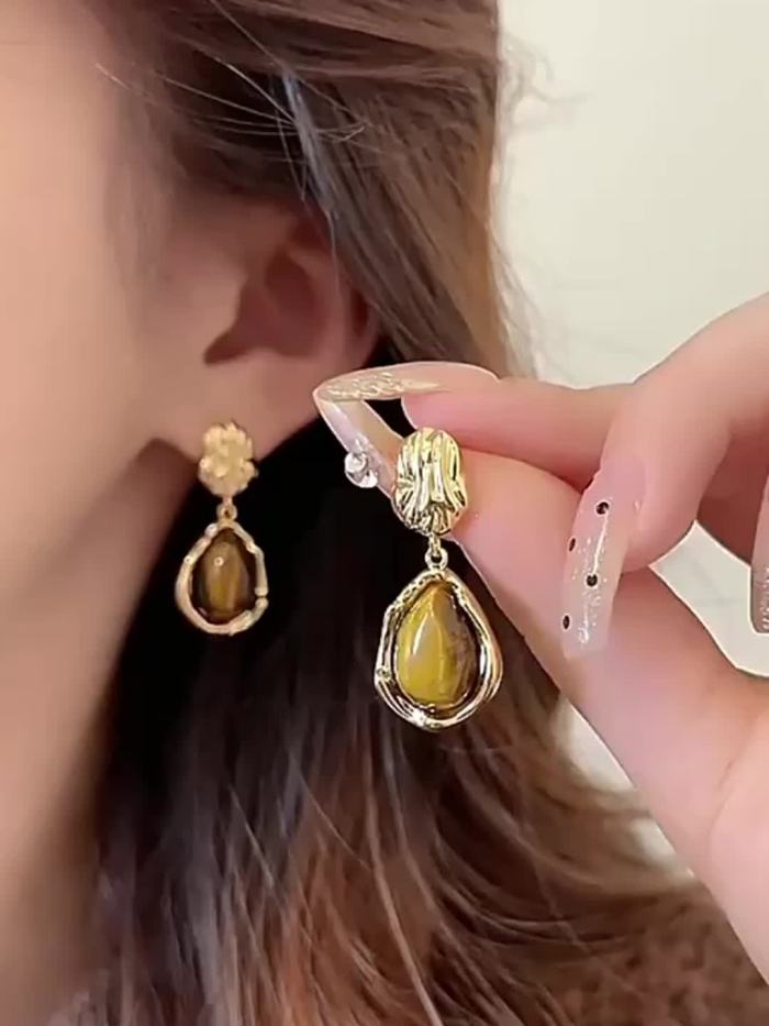 3 Pairs Vintage Brown Resin Inlaid Earrings Set for Daily Wear and Evening Parties