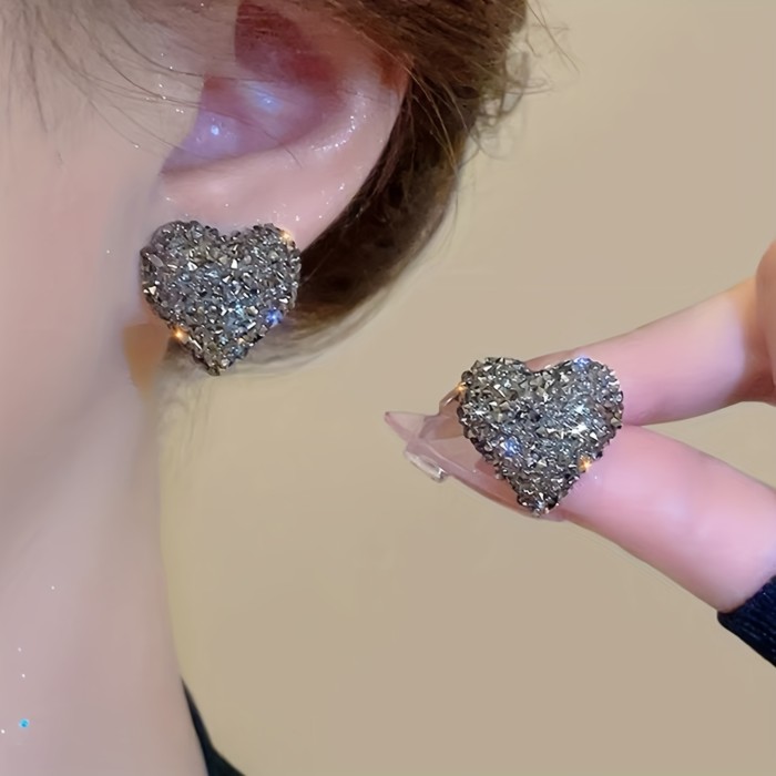 Elegant Sparkling Ear Jewelry for City Strolls and Casual Gatherings
