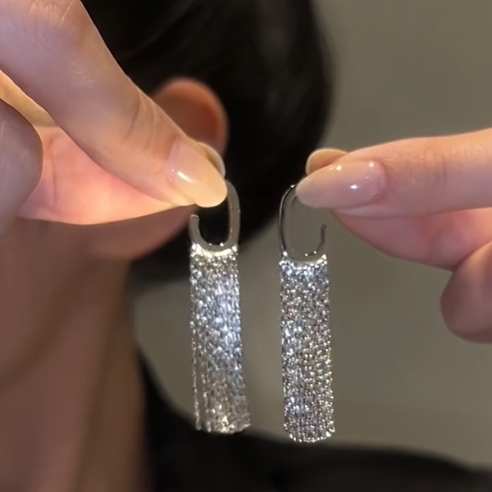 Geometric G Tassel Earrings for Daily Commute and Weekend Brunches