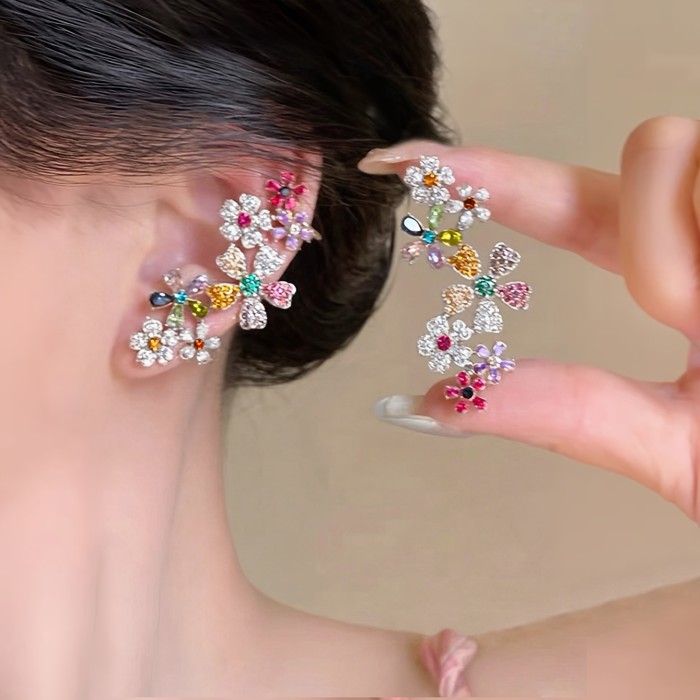 Integrated Floral Ear Cuff Earrings for Vacation and Party Nights