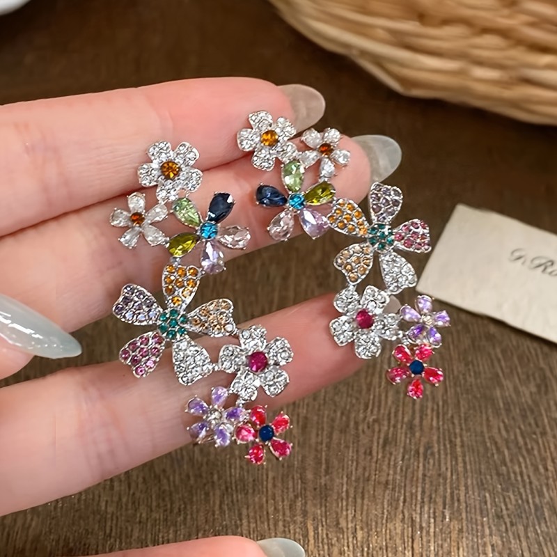 Integrated Floral Ear Cuff Earrings for Vacation and Party Nights