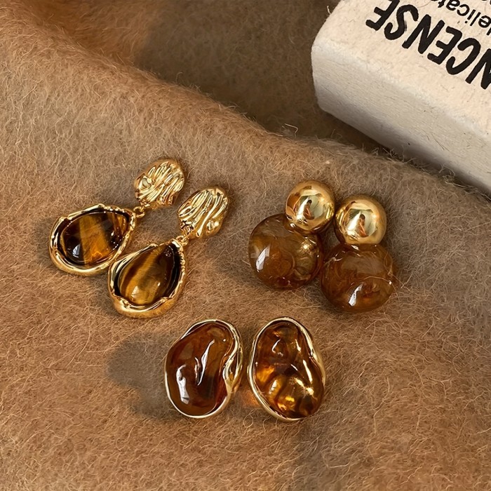 3 Pairs Vintage Brown Resin Inlaid Earrings Set for Daily Wear and Evening Parties