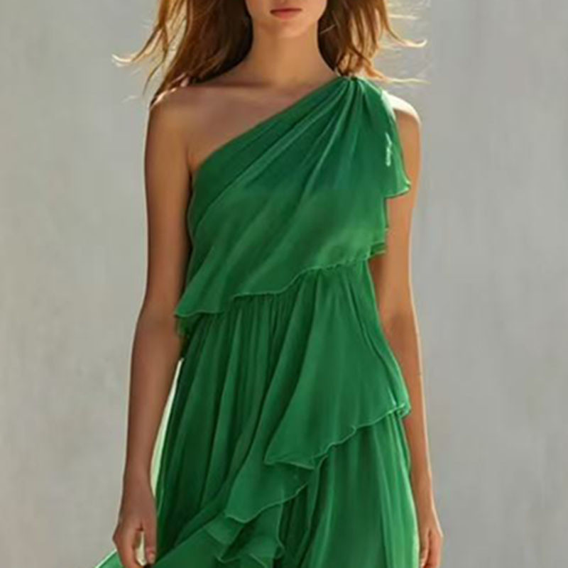 Tiered Ruffle Elegant Formal Dress for Beach Weddings and Banquet Occasions