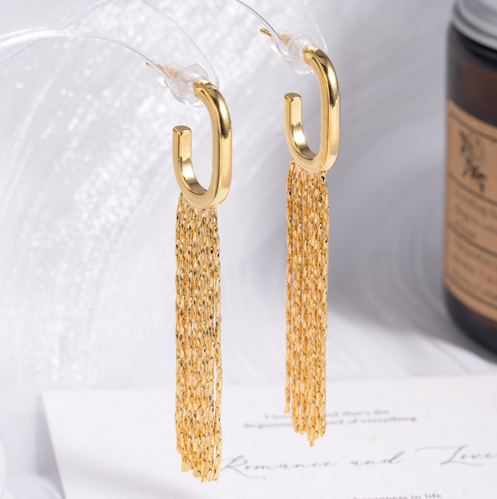 Geometric G Tassel Earrings for Daily Commute and Weekend Brunches