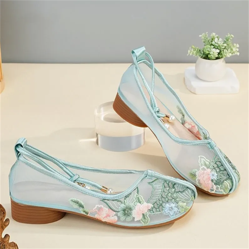 Embroidered Mesh Vintage Thick Heel Sandals Soft Non Slip Shoes