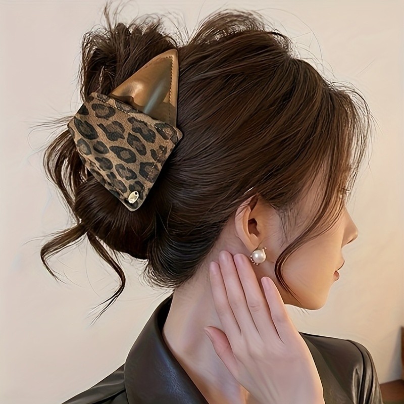 Retro Faux Leather Leopard Triangle Hair Clip For Autumn Winter, Fits Thick Hair